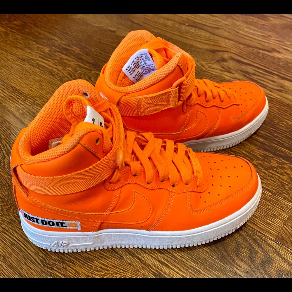 Nike Air Force 1
